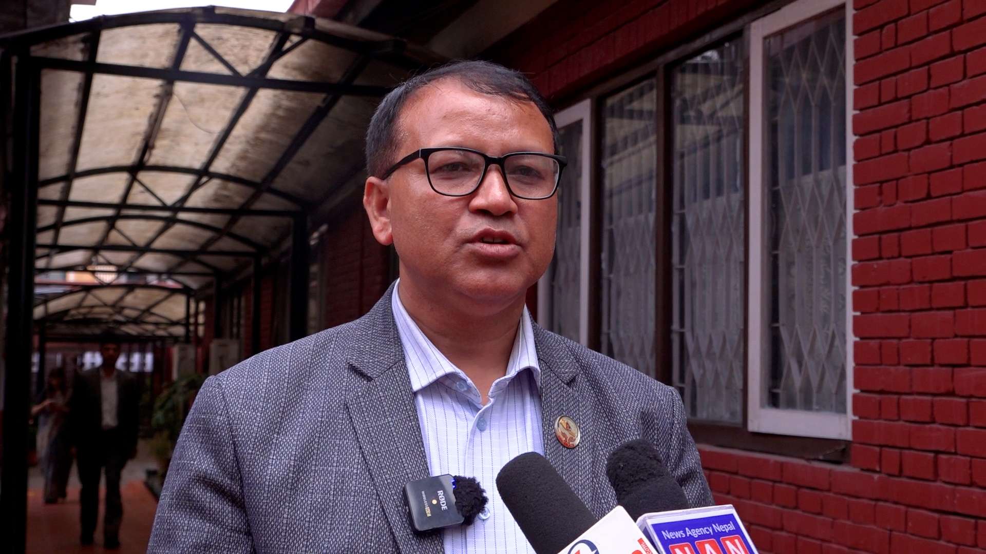 निजामती सेवा विधेयकको प्रतिवेदन त्रुटी छानबिन विशेष समितिको बैठक भोलीका लागि स्थगित