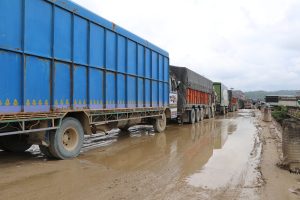 बुटवल–नारायणगढ दाउन्ने सडकः एक वर्षमै ६३ पटक बन्द