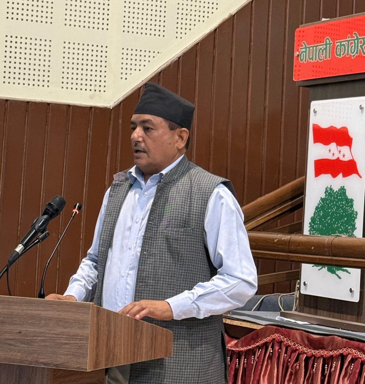 पौडेलले गरे जनसम्पर्क समितिको अधिवेशनको मिति प्रस्ताव