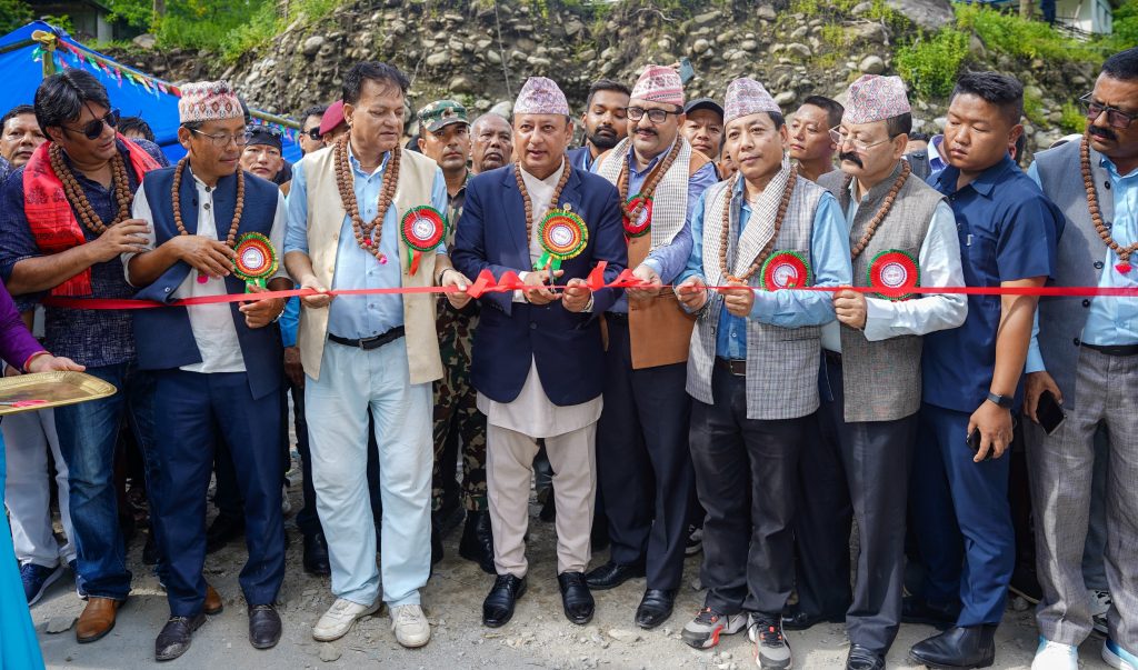 संखुवासभामा पर्यटन र उर्जामा लगानी बढाउँछौं: उर्जा मन्त्री