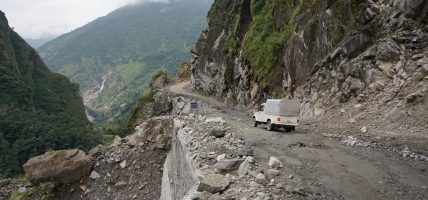 बेनी–जोमसोम–कोरला सडक मर्मत तीव्र, यसै साता सञ्चालनमा ल्याउने लक्ष्य बेनी–जोमसोम–कोरला सडक मर्मत तीव्र, यसै साता सञ्चालनमा ल्याउने लक्ष्य
