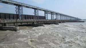 सप्तकोशीमा पानीको बहाव बढेपछि उदयपुरको बेलका उच्च जोखिममा