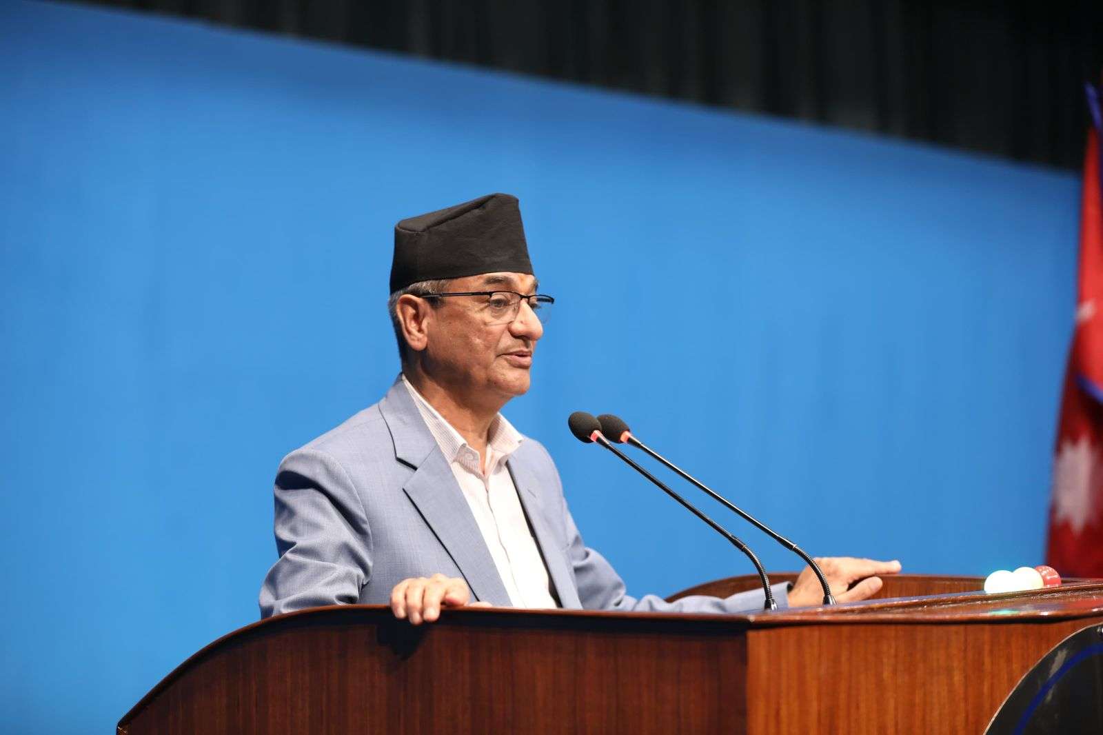 नेपाल नागरिकता विधेयकले आमाको पनि बंश कायमहुन्छ:गृहमन्त्री लेखक