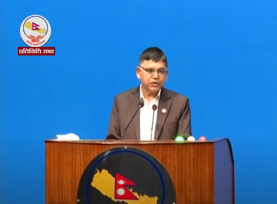 इम्बोस्ड नम्बर प्लेट जडान नगरे तत्काल जरिवाना र कारवाही नगरिने (भिडियो सहित)