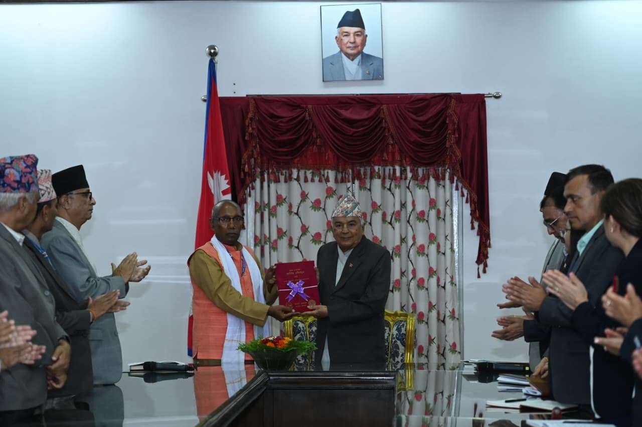 भाषा व्यक्ति र समुदायको पहिचान र अपनत्व कायम राख्ने् महत्वपूर्ण माध्यम हो : राष्ट्रपति पौडेल
