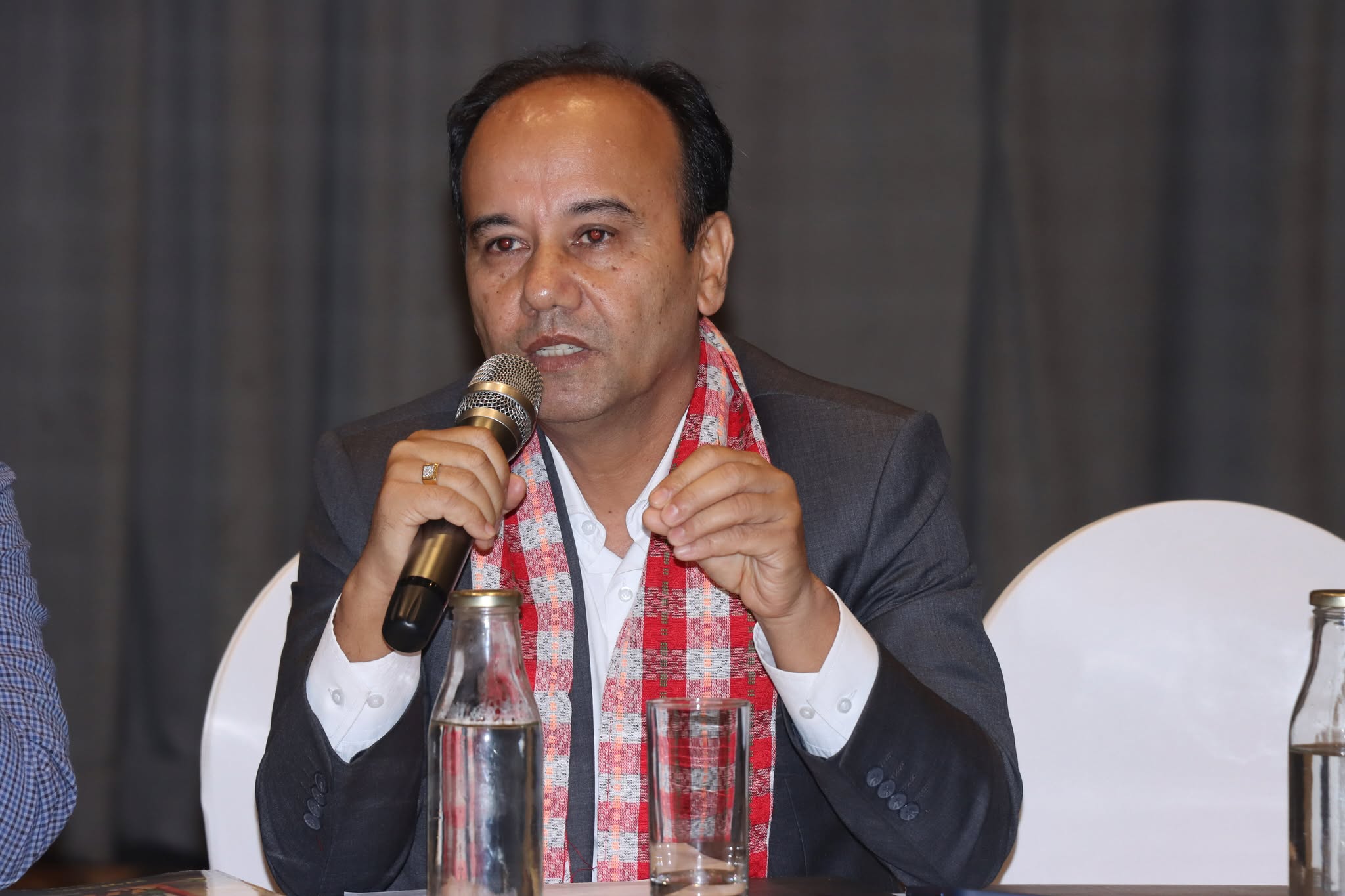 साना प्रकृतिका बीमा दाबी तिहारसम्म भुक्तानी हुन्छ : वीरेन्द्र वैद्यवार