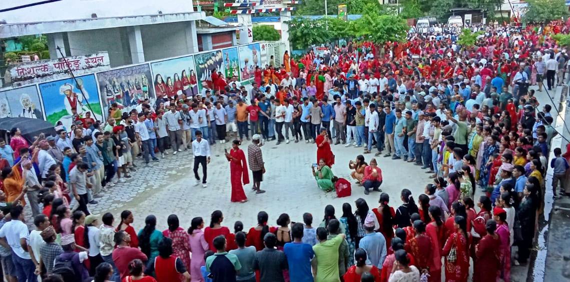 गौरा खेलमा रमाउँदै सुदूरका गाउँबस्ती