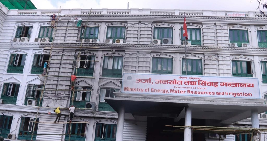 चिरिच्याट्ट पारिँदै सिंहदरबार, मर्मत र रङरोगन धमाधम