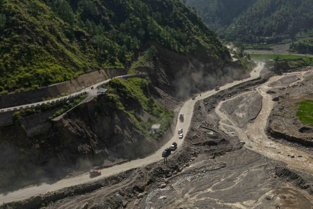 विपी राजमार्गमा रातिमा सवारी सञ्चालनमा रोक