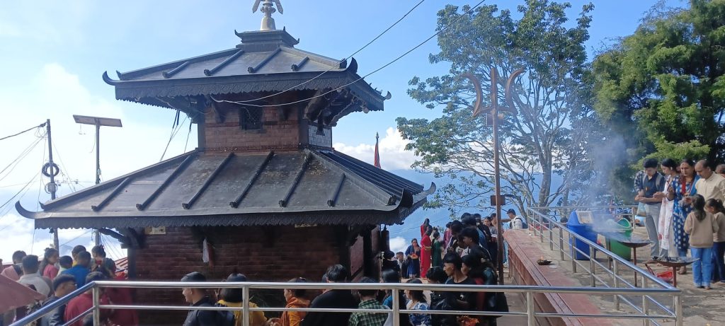 यसरी गरियो खाँडादेवीमा बडादशैँको सरकारी पूजा