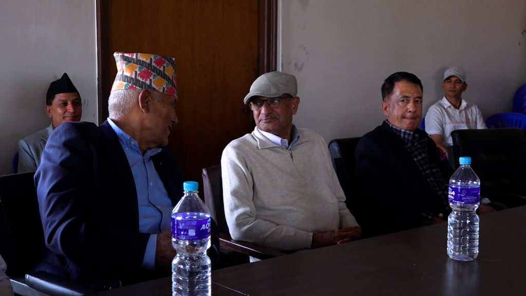 सरकार चुनावी वातावरण बनाउन गम्भीर देखिएन् : डा.महत
