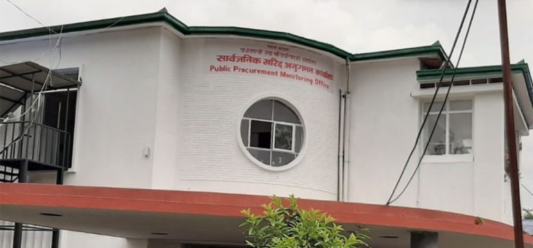 १७ वटा निर्माण कम्पनी परे कालोसूचीमा