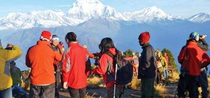 मे महिनामा भित्रिए एक लाखभन्दा बढी विदेशी पर्यटक