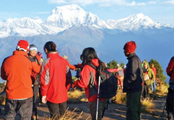 पर्यटकको दैनिक औसत खर्च १९ प्रतिशतले घट्यो पर्यटकको दैनिक औसत खर्च १९ प्रतिशतले घट्यो