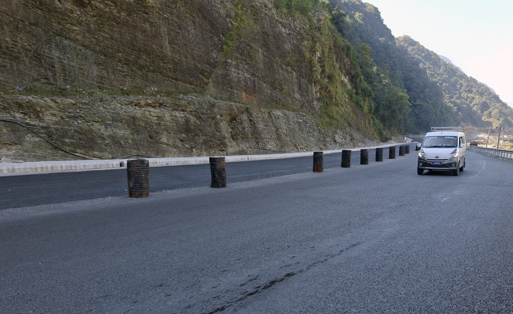 मध्यपहाडी राजमार्गः पोखराको हरिचोक–याम्दी खण्ड स्तरोन्नति अन्तिम चरणमा