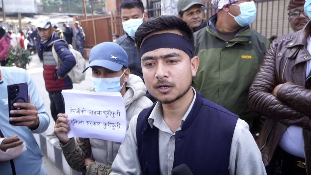 सिंहदरबार कसैको निजी सम्पत्ति होइन्, भित्र छिर्न पाउनुपर्छ : हमाल (भिडियो सहित)