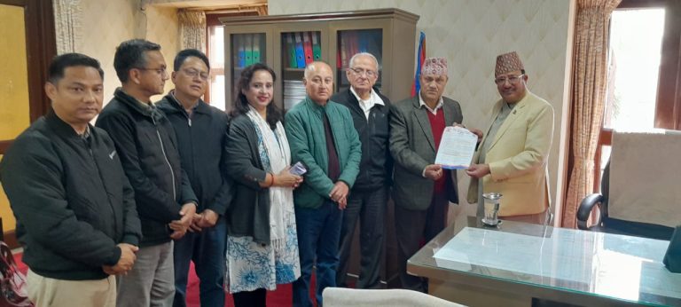 प्रवासी श्रमिकहरुलाई मतदानको व्यवस्था गर्न ट्रेड युनियन कांगे्रसको माग