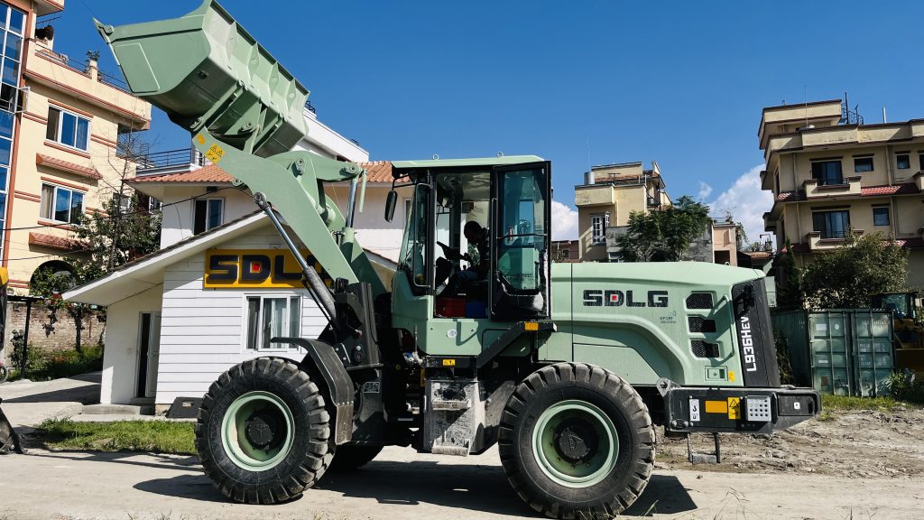 नेपालको पहिलो इलेक्ट्रिक ह्वील लोडर – SDLG L936HEV सार्वजनिक
