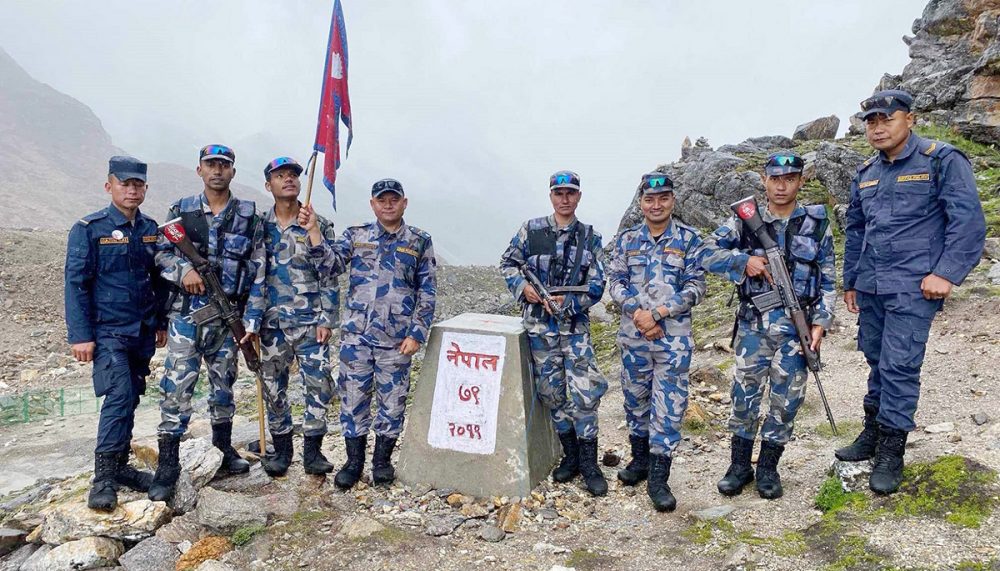 उत्तरी क्षेत्र नेपाल-चीन सीमास्तम्भको निरीक्षण