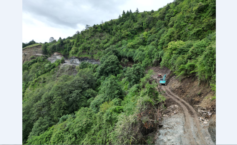 वर्षा र पहिरोले एक दर्जन सडक प्रभावित, नौ राजमार्ग पूर्ण रूपमा अवरुद्ध