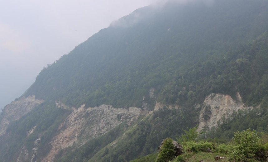 खाँदबारी–किमाथाङ्का सडकखण्ड स्तरोन्नति तीव्र