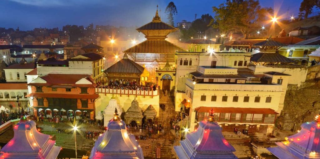 राष्ट्र शान्तिको सङ्कल्पले पशुपतिनाथ मन्दिरमा गरियो महारुद्राभिषेक