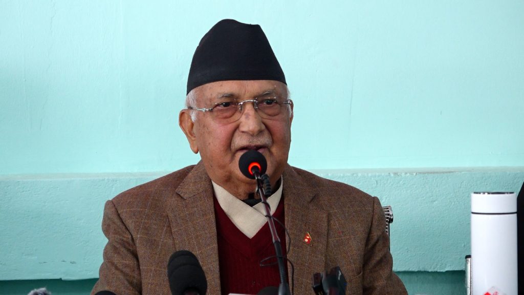 साहित्य सन्तुष्टि मात्र होइन समाज र मानव जीवनका लागि हुनुपर्छ : ओली