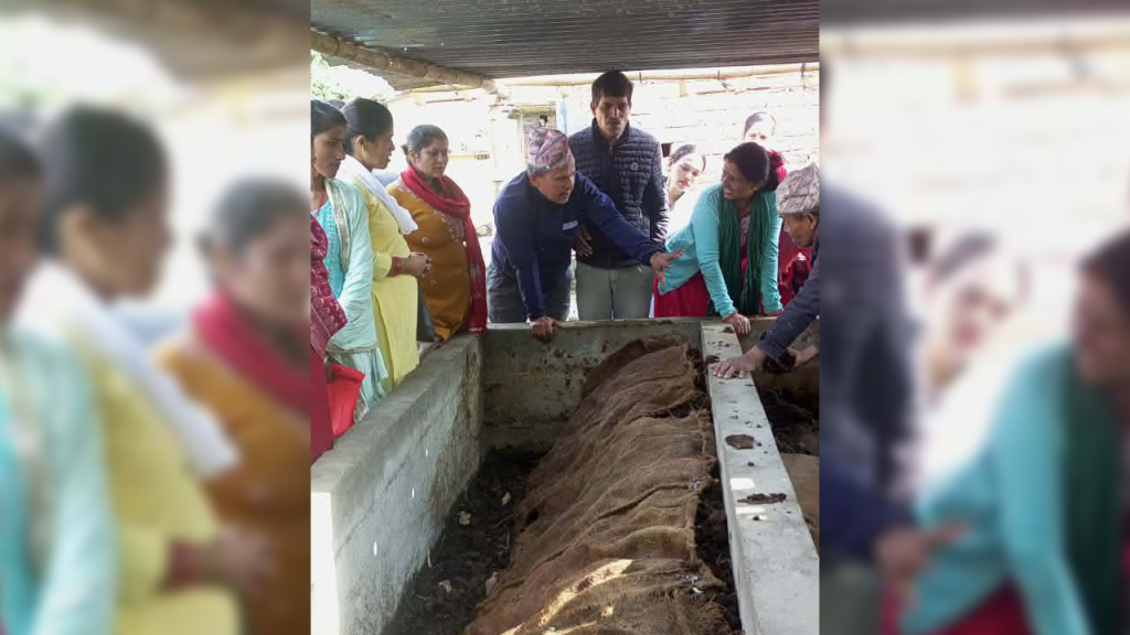 गड्यौलाको मल बिक्रीबाट २५ लाखसम्म आम्दानी