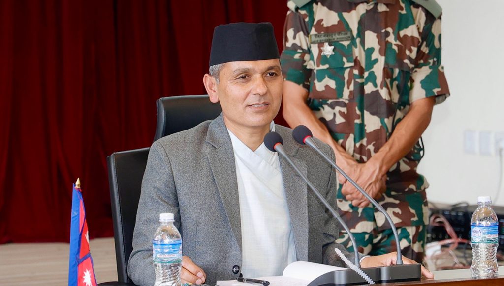 सहिद राष्ट्रका ऊर्जा र प्रेरणाका स्रोत हुन्ः गृहमन्त्री आर्याल