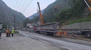 मुग्लिन–मलेखु सडक दुर्घटनाका घाइते भरतपुर ल्याउन सहज