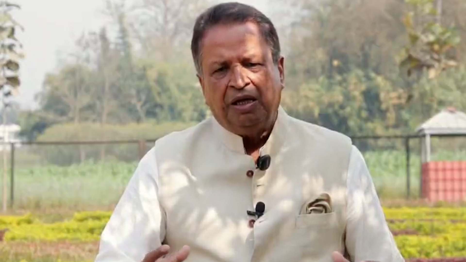 नवलपरासी १ मा विनोद चौधरीलाई चुनावी चटारो, विकास र समुन्नतिका लागि प्रष्ट खाका प्रस्तुत (भिडियो सहित)