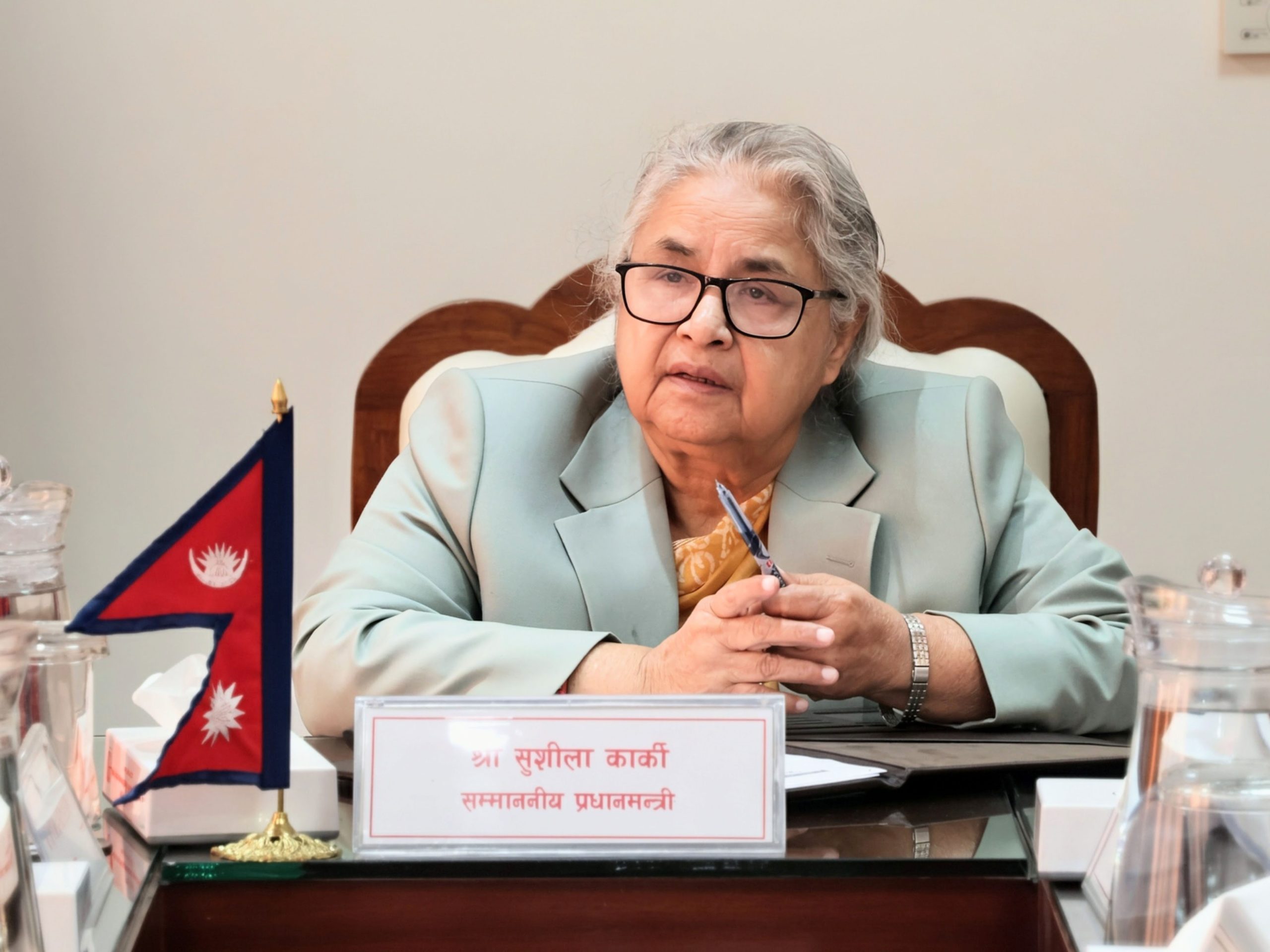 मतपत्र छपाइस्थलमा प्रधानमन्त्री कार्की