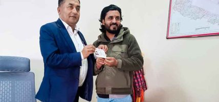 सर्लाहीमा पहिलोपटक आमाको नामबाट नागरिकता जारी