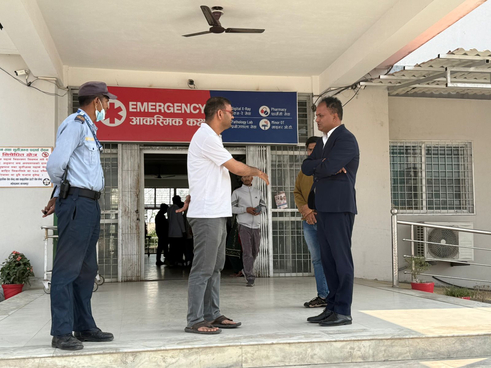 कञ्चनपुर–२ बाट नवनिर्वाचित रास्वपा नेता बोहराद्वारा महाकाली अस्पतालको निरीक्षण