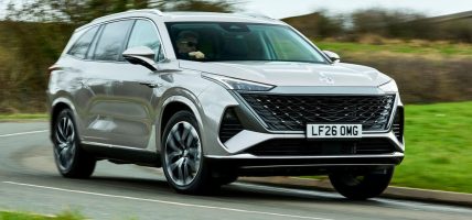 सोलिडकोर ब्याट्री र हाइब्रिड प्लस प्रविधिबाट एमजीका विद्युतीय कार अझ छिटा र स्मार्ट बन्दै