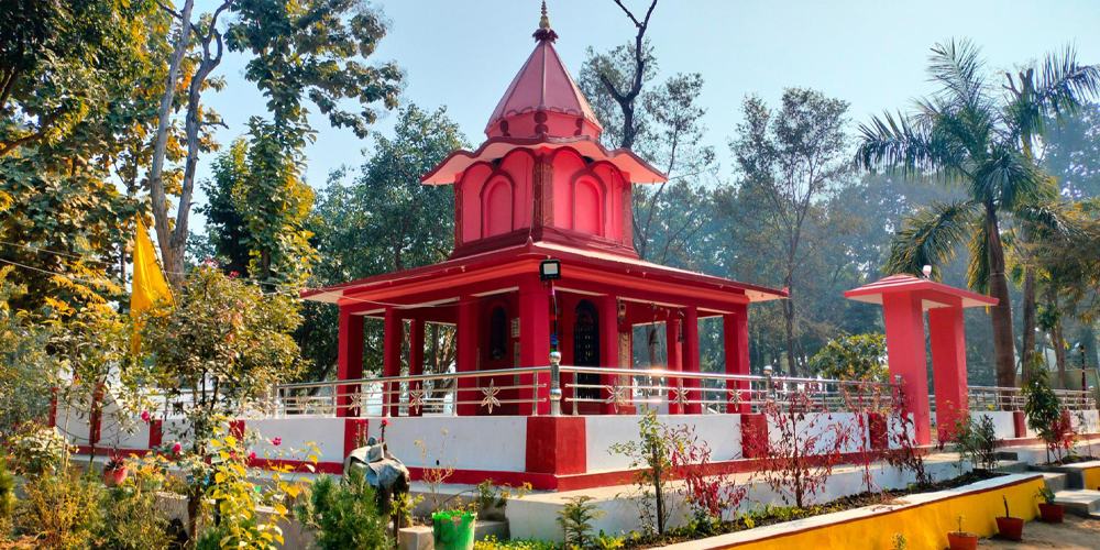 चन्दा उठाएर रामजानकी मन्दिर मर्मत