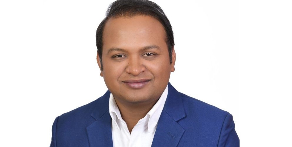 श्रममन्त्रीमा दीपककुमार साह