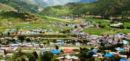 हुरीबतासले छानो उडाएपछि विद्यालयमा पठनपाठन प्रभावित