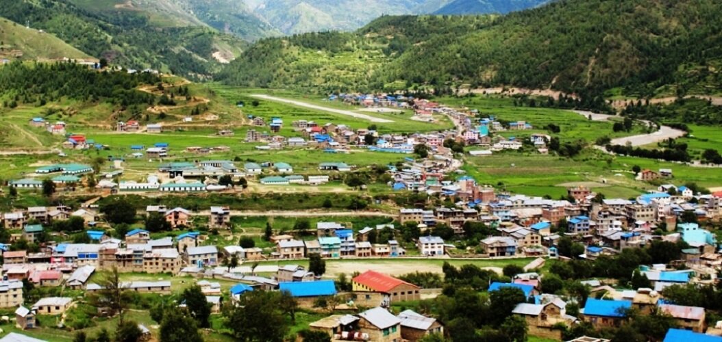 हुरीबतासले छानो उडाएपछि विद्यालयमा पठनपाठन प्रभावित