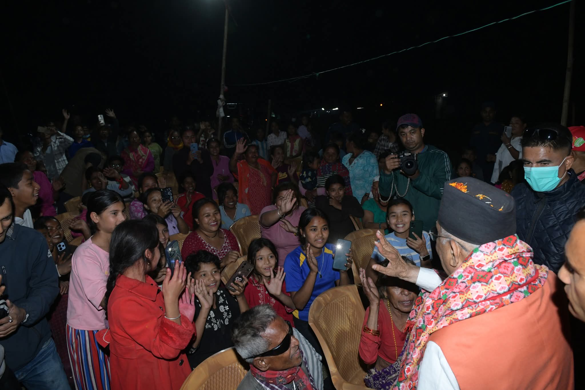 मौन अवधिको पूर्व सन्ध्यामा ओलीको सन्देश : झापा ५ का मतदाताबाट अपार माया पाएको छु