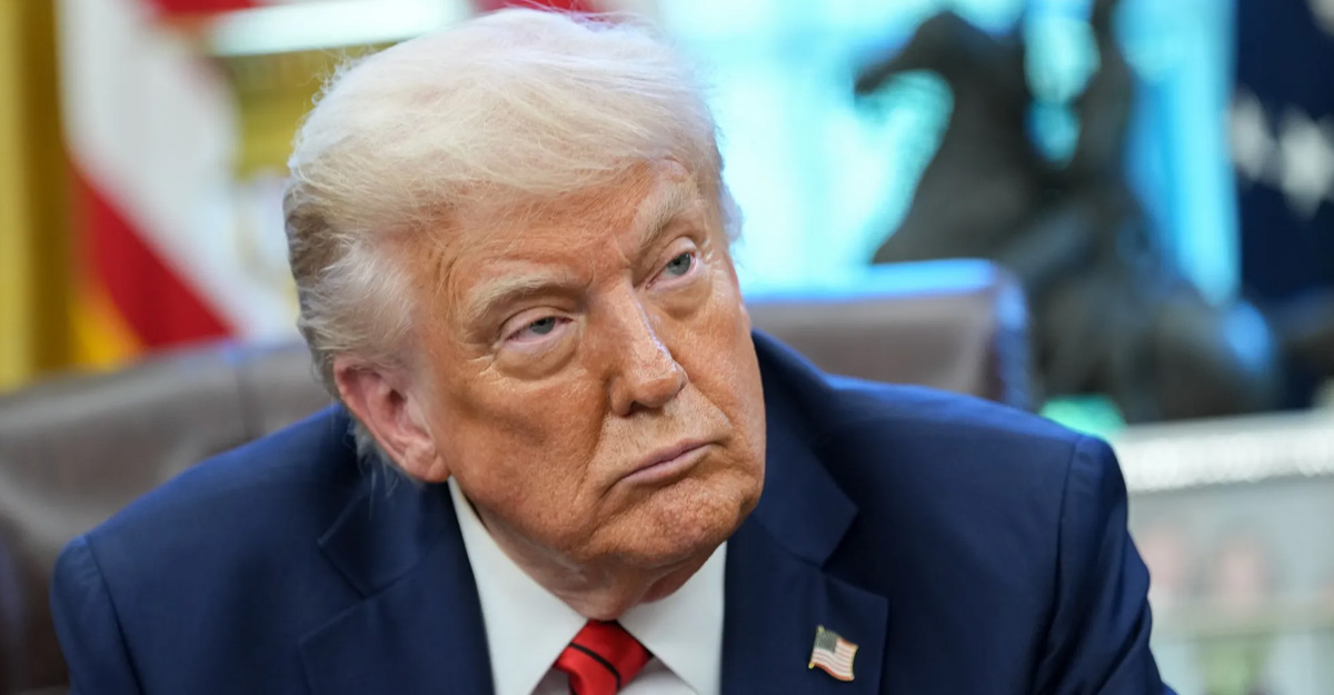 सम्झौता नभए सम्म इरानी बन्दरगाहमा अमेरिकी नाकाबंदी जारी रहन्छ : ट्रम्प