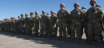 अमेरिका मध्यपूर्वमा आफ्नो सैन्य उपस्थिति बढाउँदै