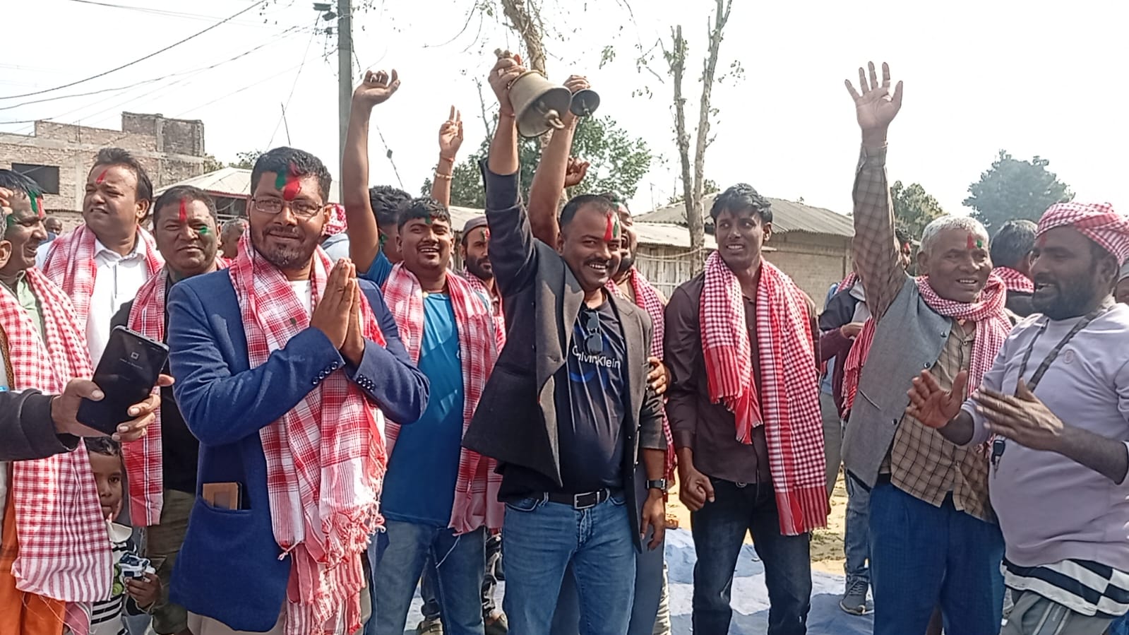 सिराहा ३ मा १२० ले रास्वपा रोजे