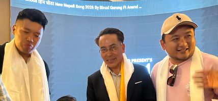 ‘हिम घोडा’सहित पन्ध्र वर्षपछि सङ्गीतमा फर्किए विनोद