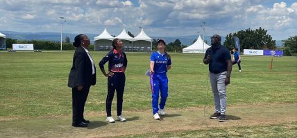 इटालीविरुद्धको खेलमा नेपालले टस जितेर ब्याटिङ गर्दै