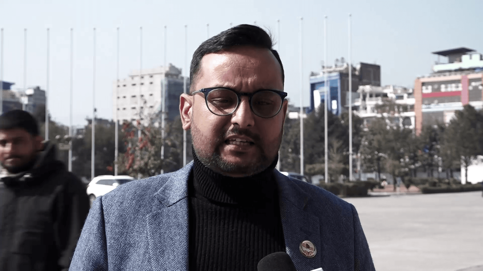 सेवा प्रवाहमा देखिएका अवरोध हटाउन अध्यादेश ल्याइएको होः सल्लाहकार शाह