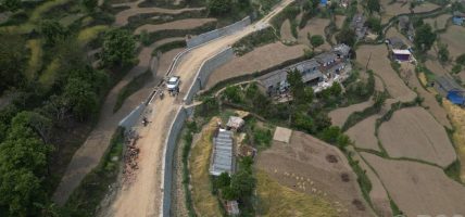 कुहुँमा लक्ष्यअघिनै सडक स्तरोन्नति