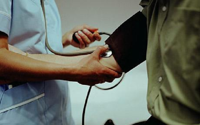 सुविधा सम्पन्न नयाँ भवनबाट स्वास्थ्य सेवा सुरुः सेवाग्राहीको चाप बढ्यो