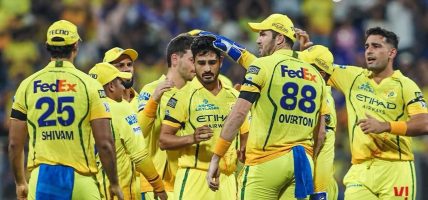 आइपिएलमा मुम्बईमाथि चेन्नई १०३ रनले विजयी