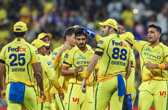 आइपिएलमा मुम्बईमाथि चेन्नई १०३ रनले विजयी